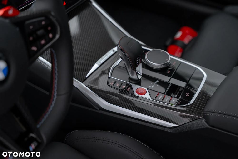 BMW M4 Competition M xDrive - 25