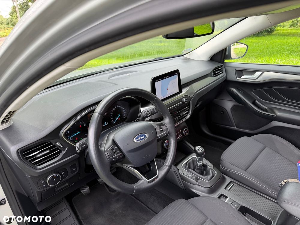 Ford Focus 1.0 EcoBoost STart-Stopp-System TITANIUM X - 14