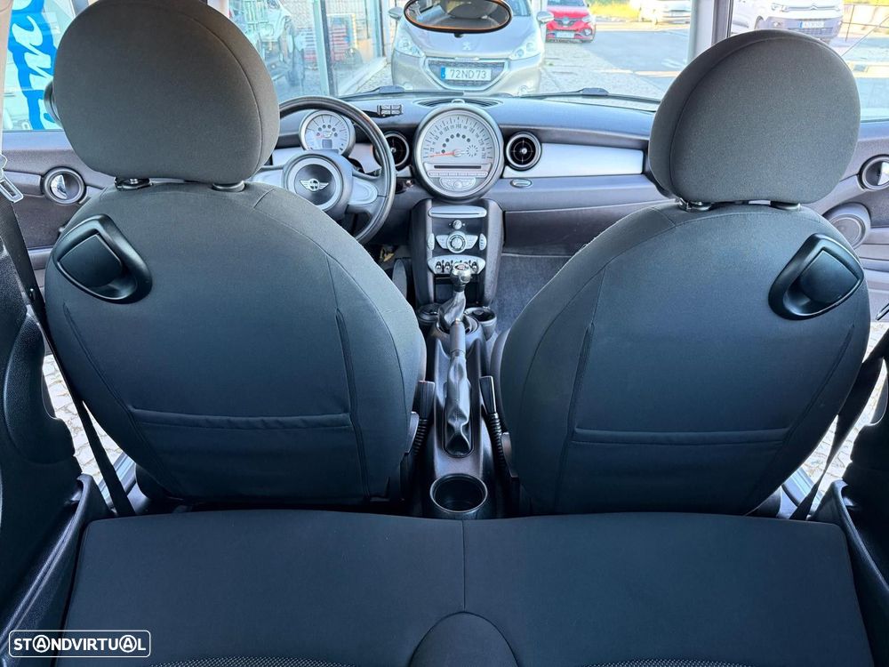 MINI 3 Portas One D - 10