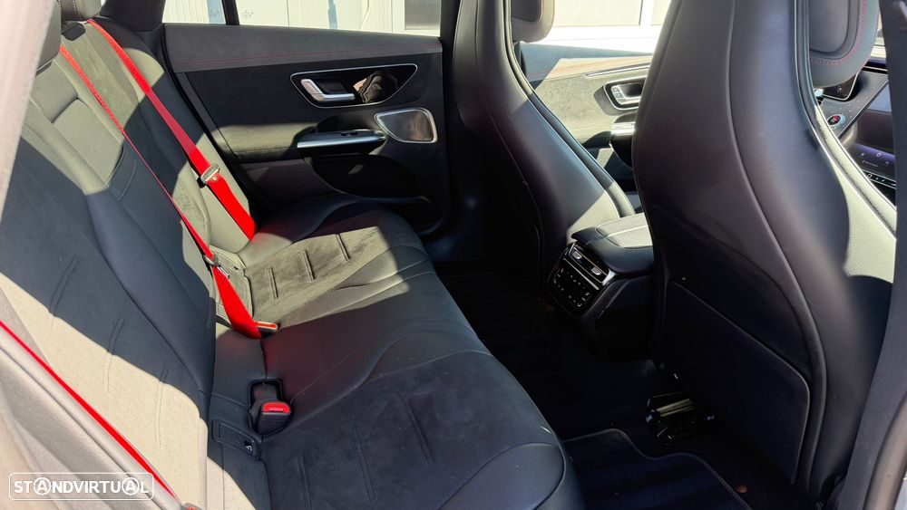 Mercedes-Benz EQE 43 AMG 4Matic - 21