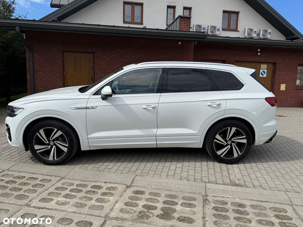Volkswagen Touareg ver-3-0-v6-tdi-scr-4mot-r--line - 3