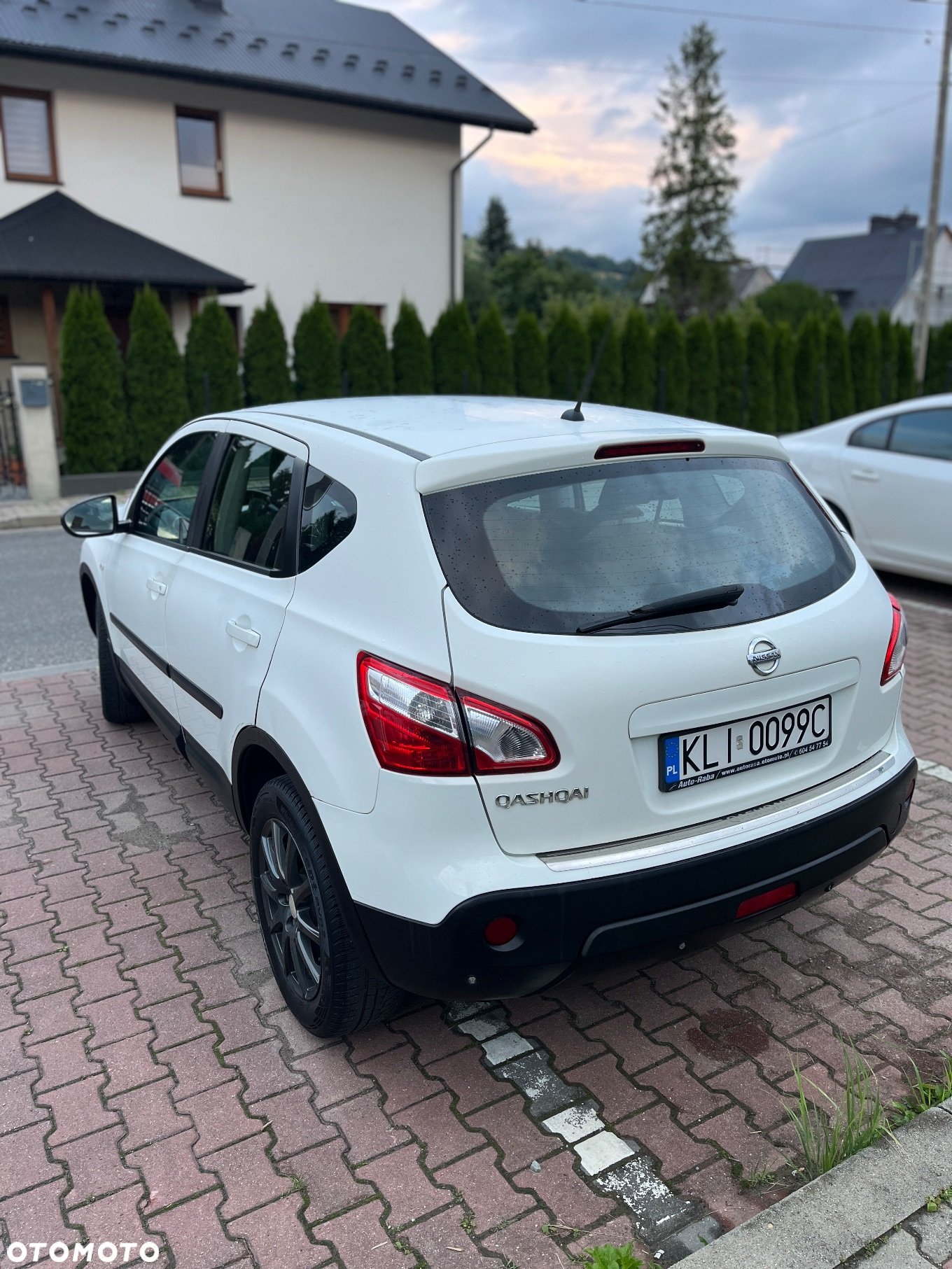 Nissan Qashqai - 2