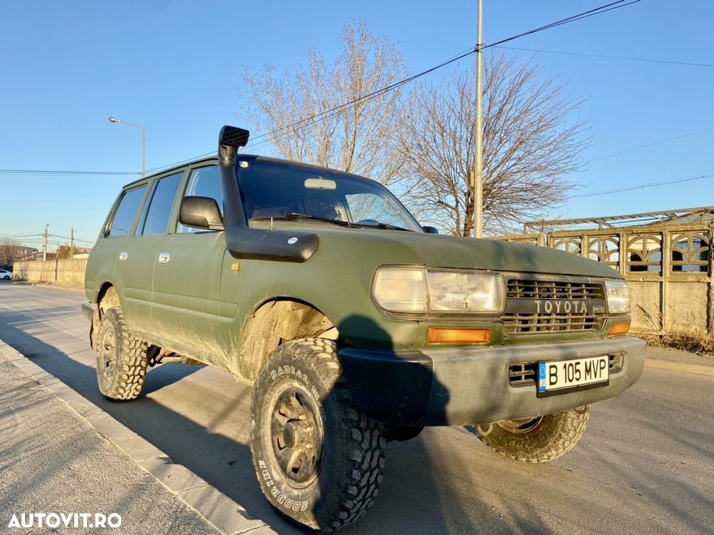 Toyota Land Cruiser - 16