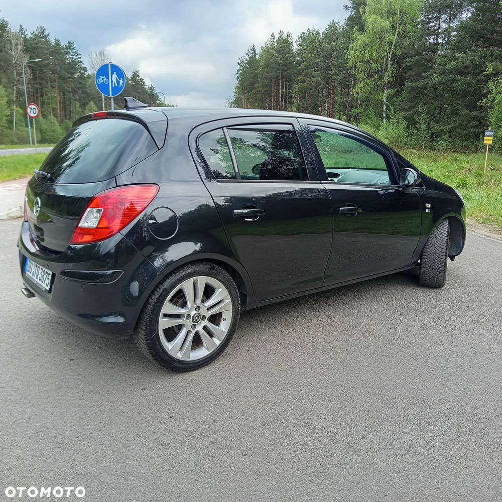 Opel Corsa 1.4 16V 150 Jahre - 36