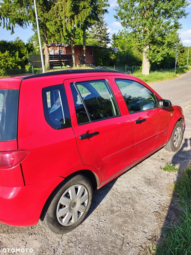Mazda 2 - 5