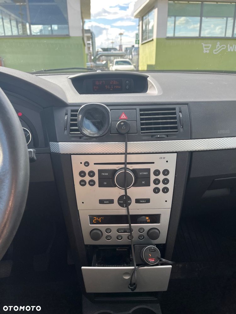 Opel Meriva 1.6 Cosmo - 9