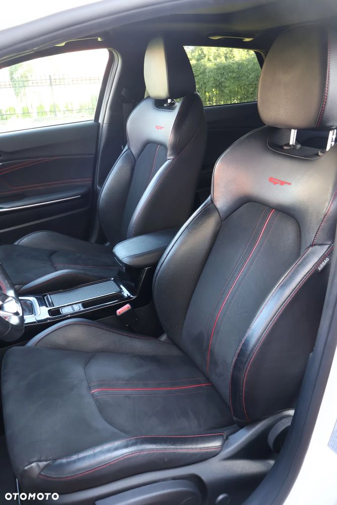 Kia ProCeed - 16