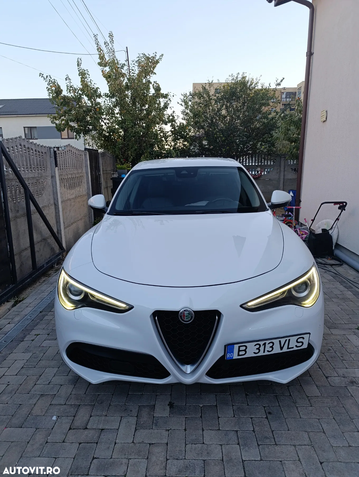 Alfa Romeo Stelvio 2.0 Turbo AWD AT8 Super - 2
