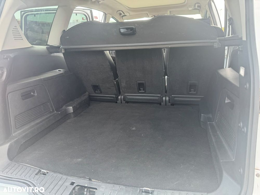 Ford S-Max - 20