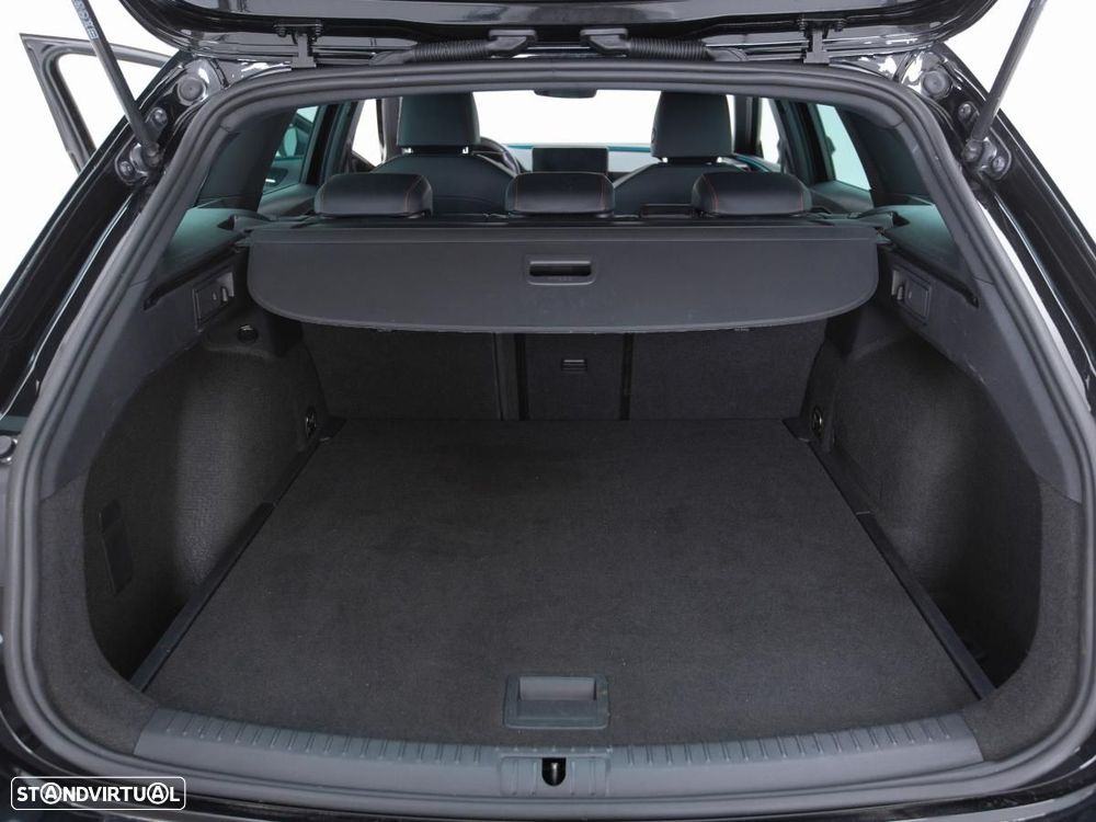 SEAT Leon ST 2.0 TDI DSG FR - 12