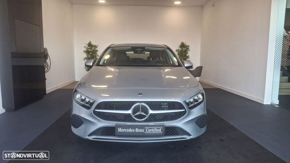 Mercedes-Benz A 250 e - 4