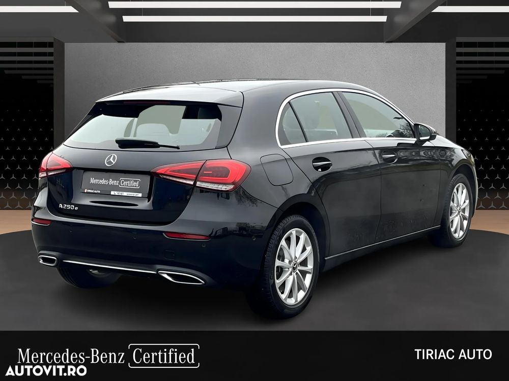 Mercedes-Benz A 250 e 8G-DCT - 7