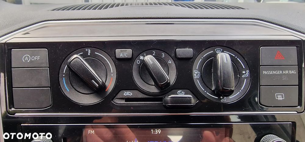 Volkswagen up! (BlueMotion Technology) move - 19