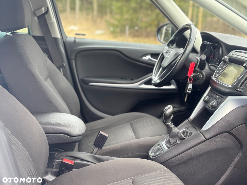 Opel Zafira - 29