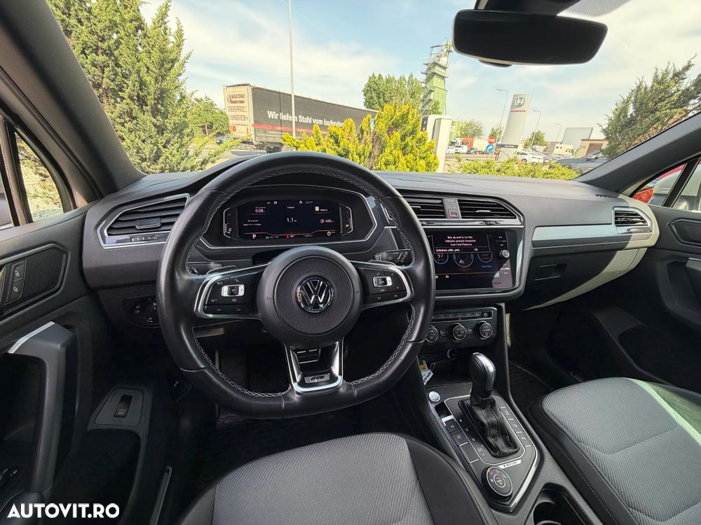 Volkswagen Tiguan 2.0 TSI OPF DSG 4Motion R-Line - 23