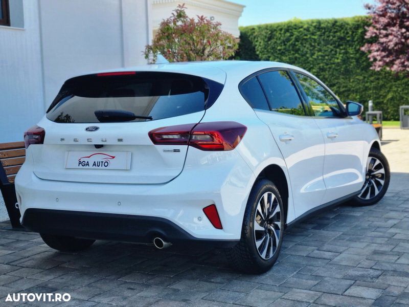 Ford Focus 1.0 EcoBoost Hybrid TITANIUM X - 2