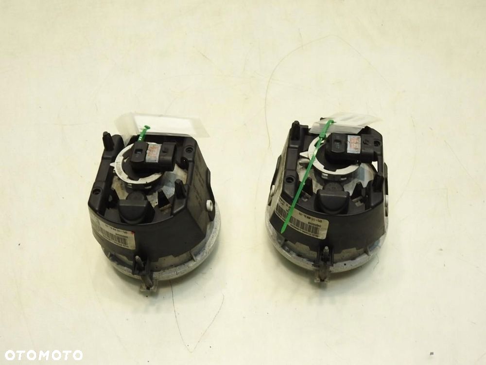 HALOGEN LAMPA PRZECIWMGIELNA PRZÓD CHRYSLER 300C 04805859AB - 4