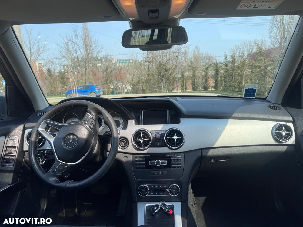 Mercedes-Benz GLK - 14