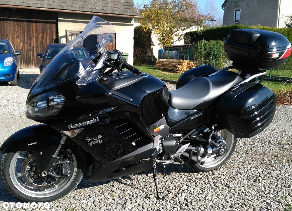 Kawasaki GTR - 17