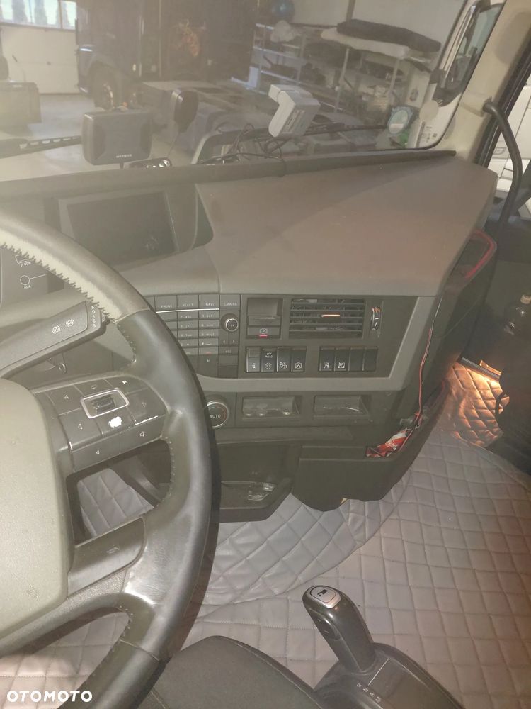 Volvo FH4 - 8