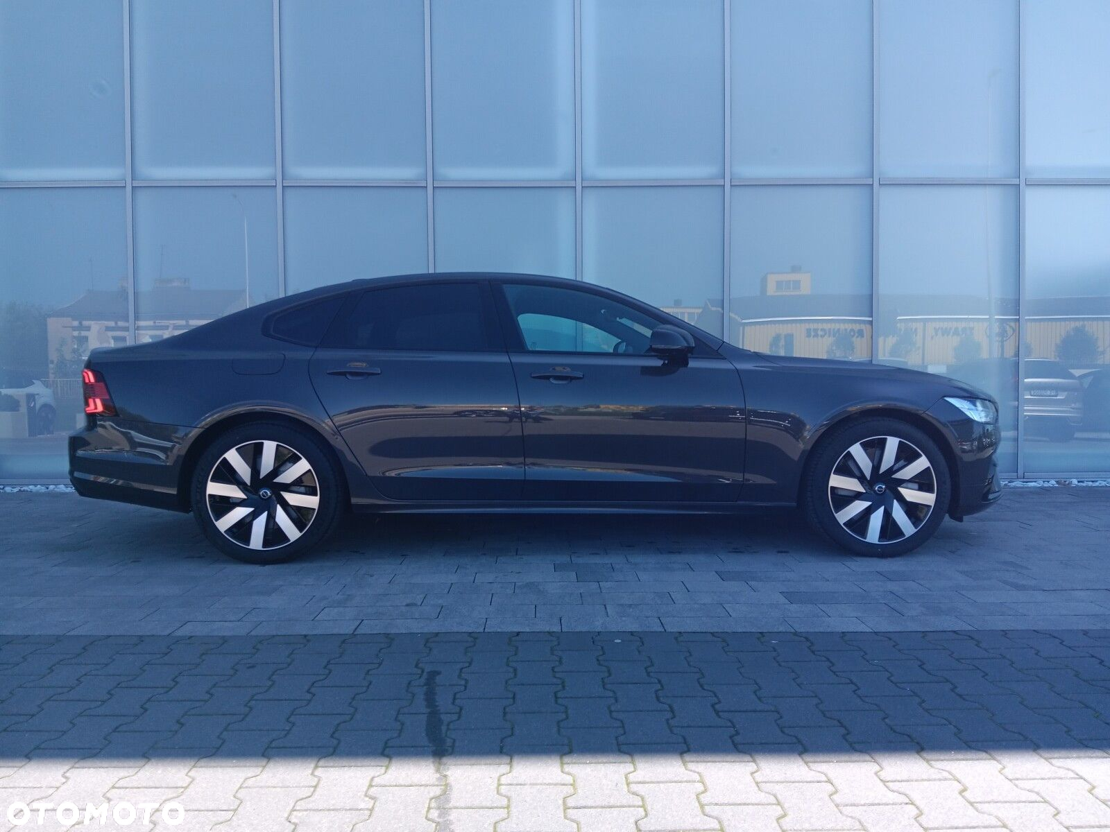 Volvo S90 - 5