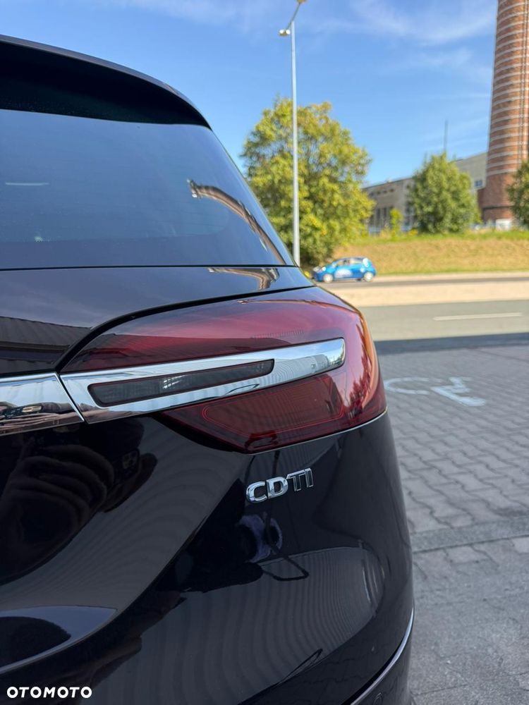 Opel Insignia - 10