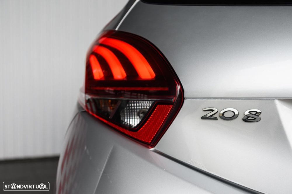 Peugeot 208 1.2 PureTech Style - 14