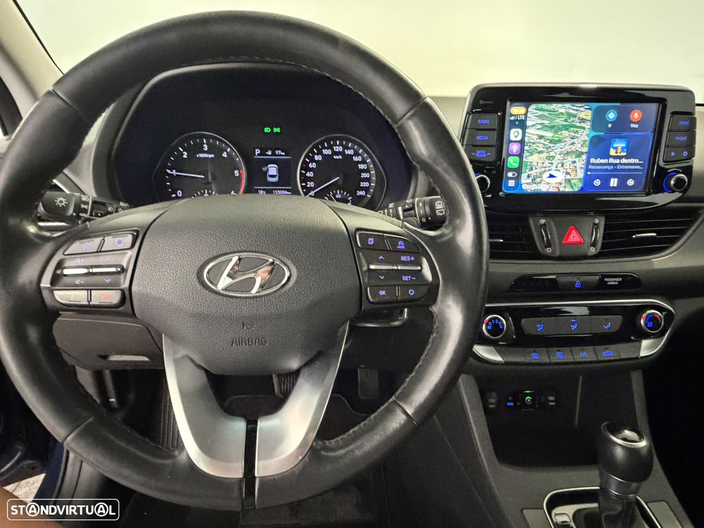 Hyundai i30 CW - 12