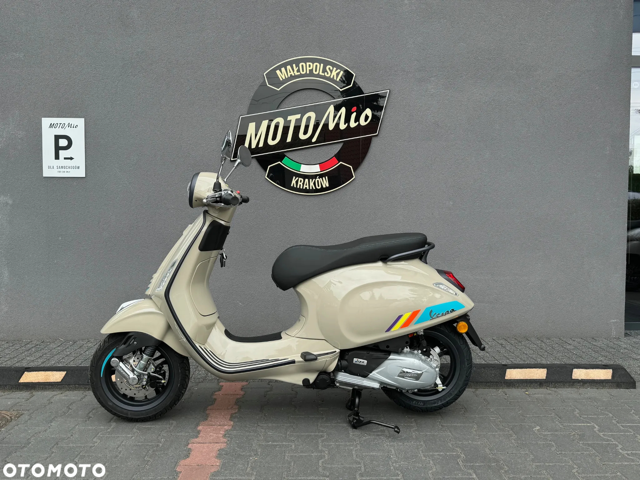 Vespa Primavera - 2