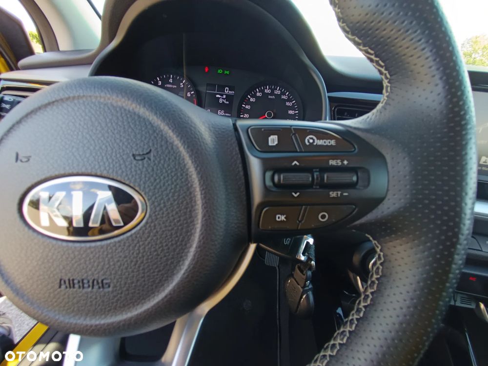 Kia Stonic 1.4 L - 11