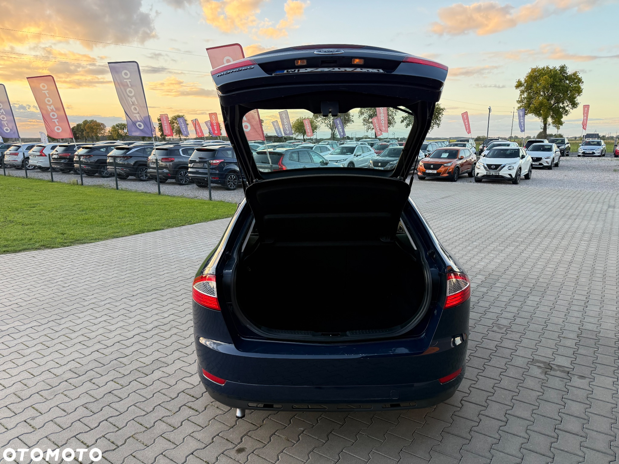 Ford Mondeo 1.6 Ambiente - 8
