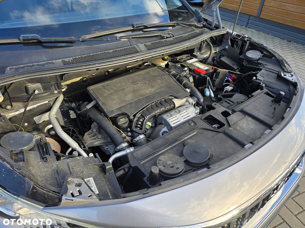 Peugeot 3008 - 16