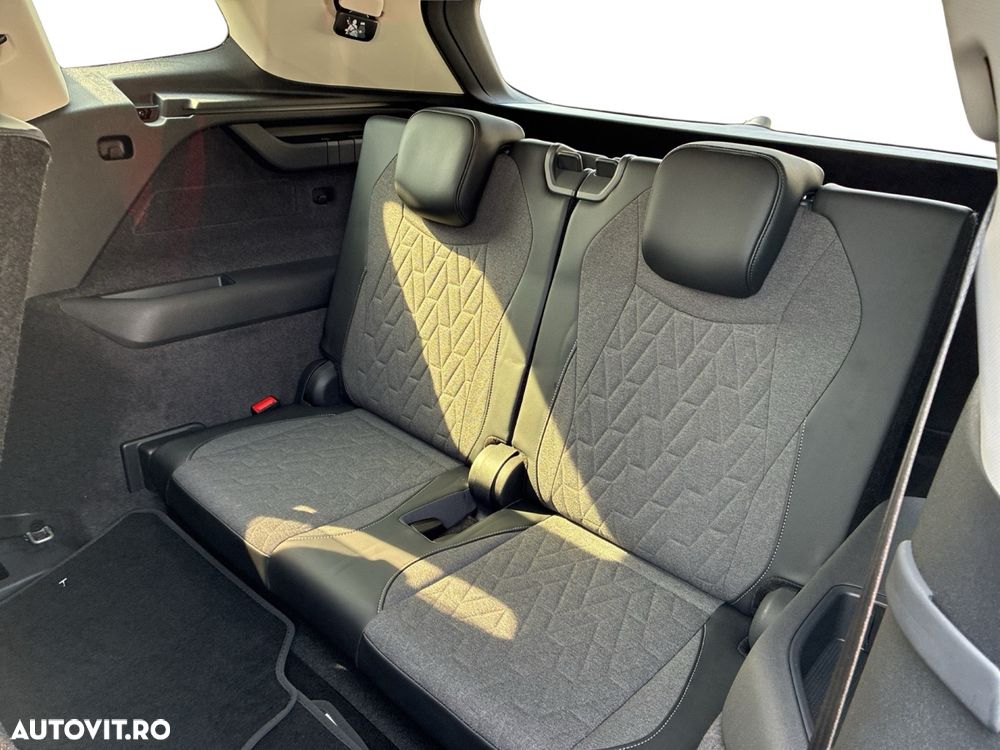 Volkswagen Tayron 2.0 TDI 4Motion DSG Life - 16