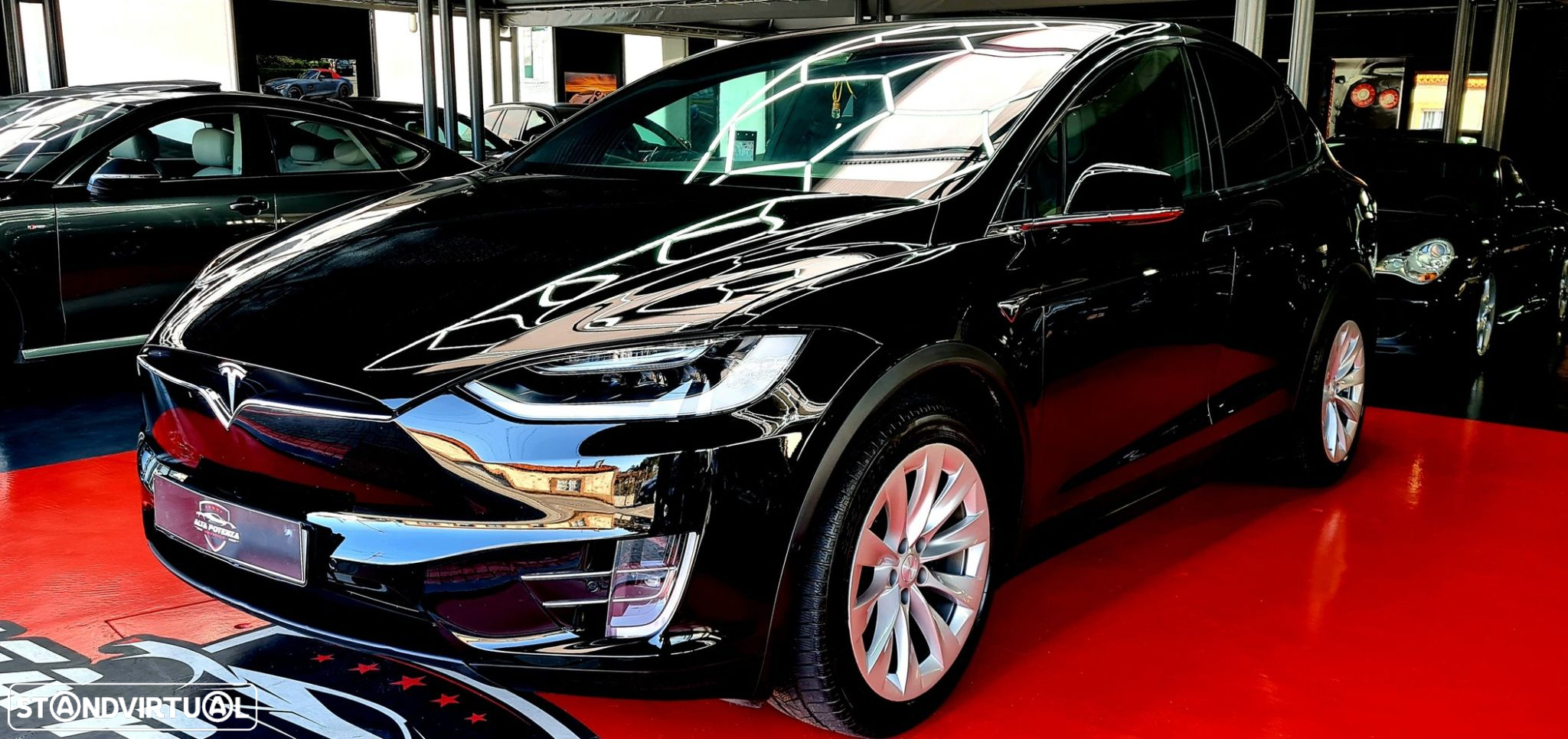 Tesla Model X - 2