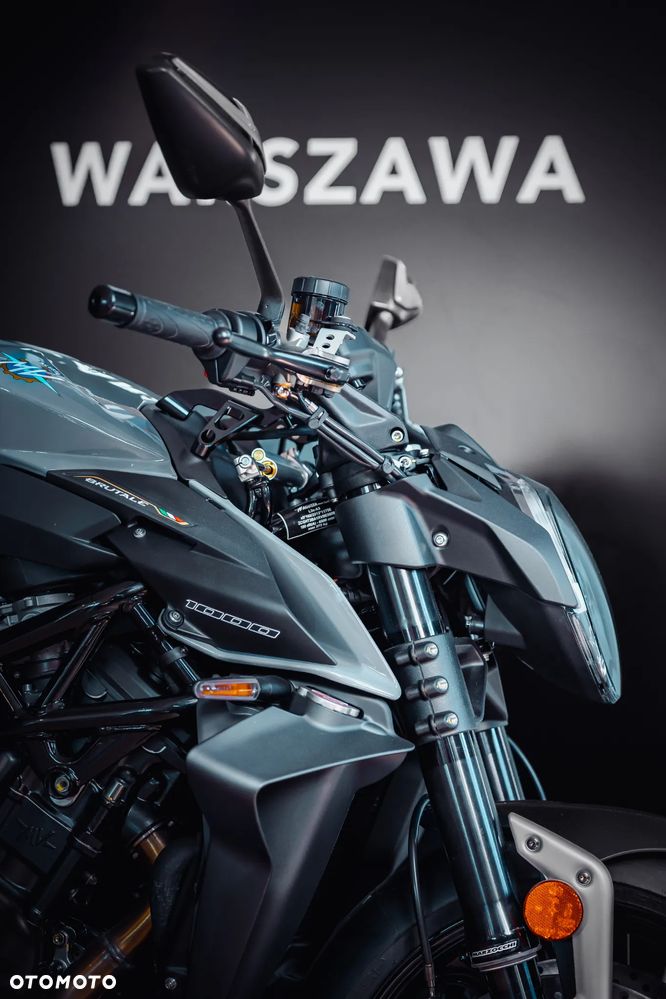 MV AGUSTA Brutale - 8