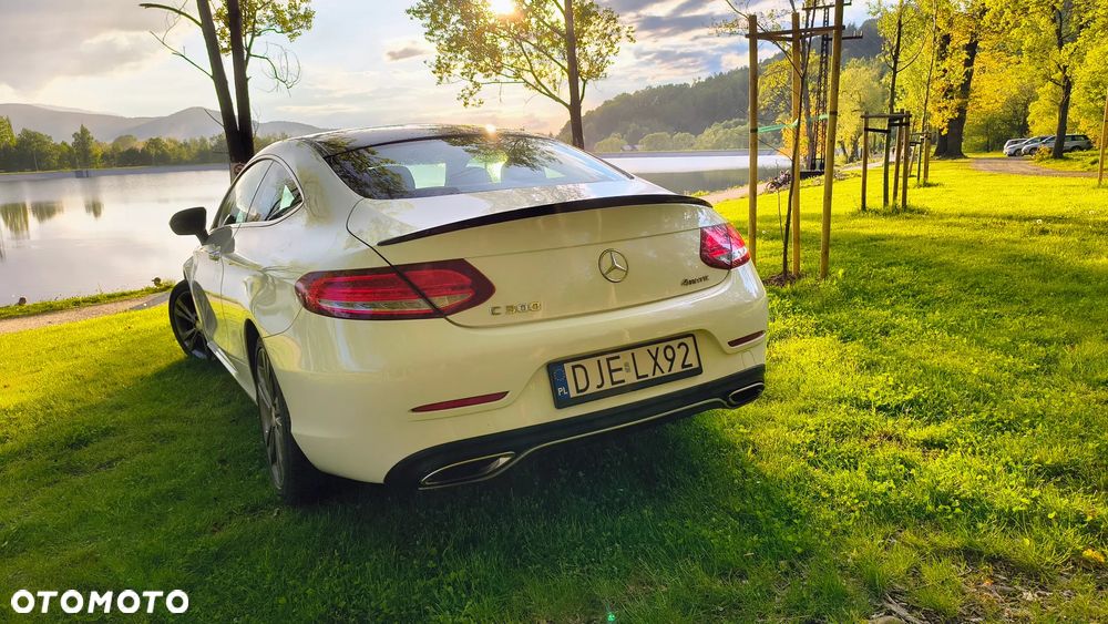 Mercedes-Benz Klasa C 300 7G-TRONIC AMG Line - 1