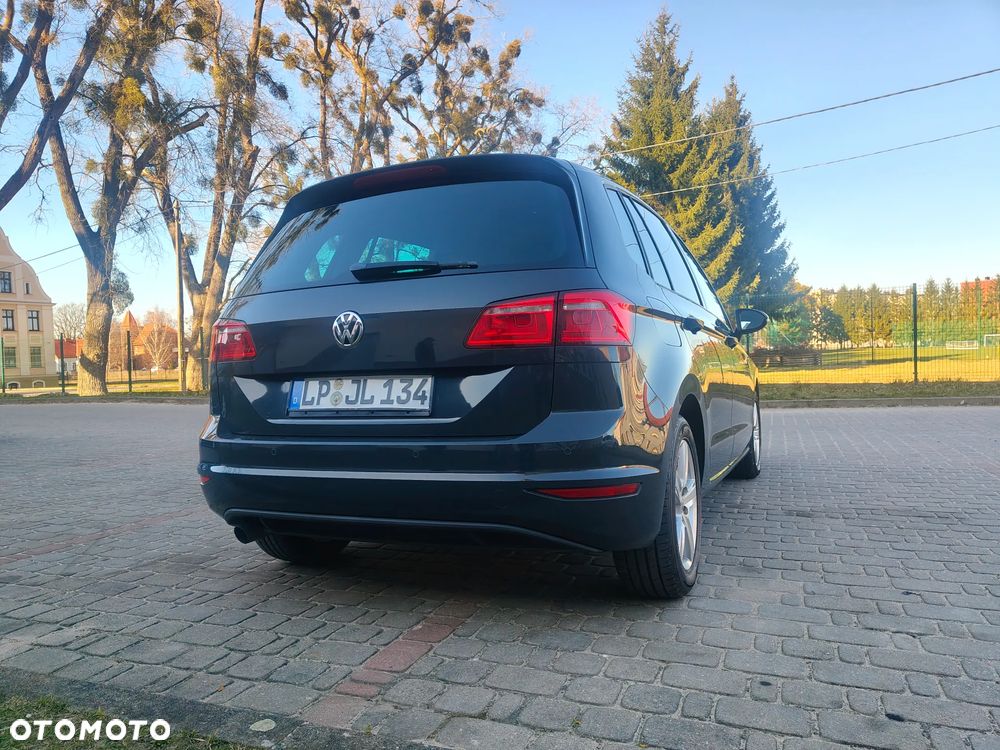 Volkswagen Golf Sportsvan - 26