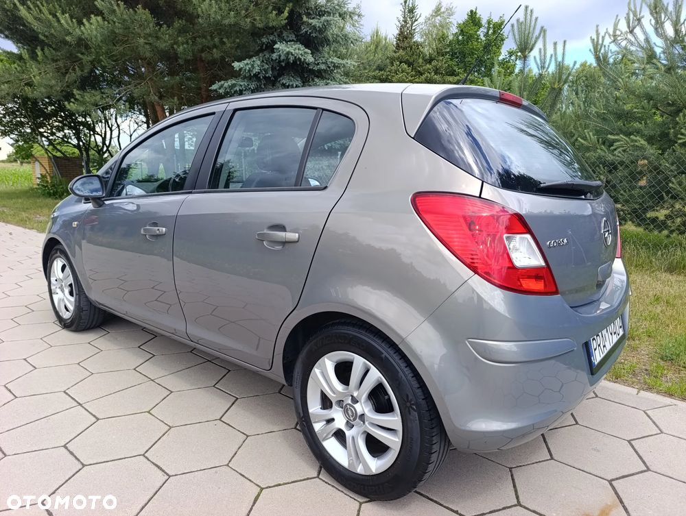 Opel Corsa - 2