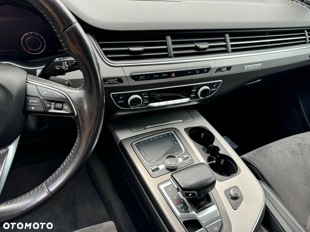 Audi Q7 3.0 TDI Quattro Tiptronic - 22