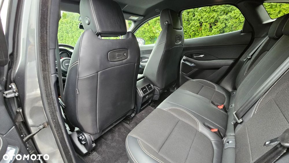 Jaguar E-Pace D150 R-Dynamic S - 28