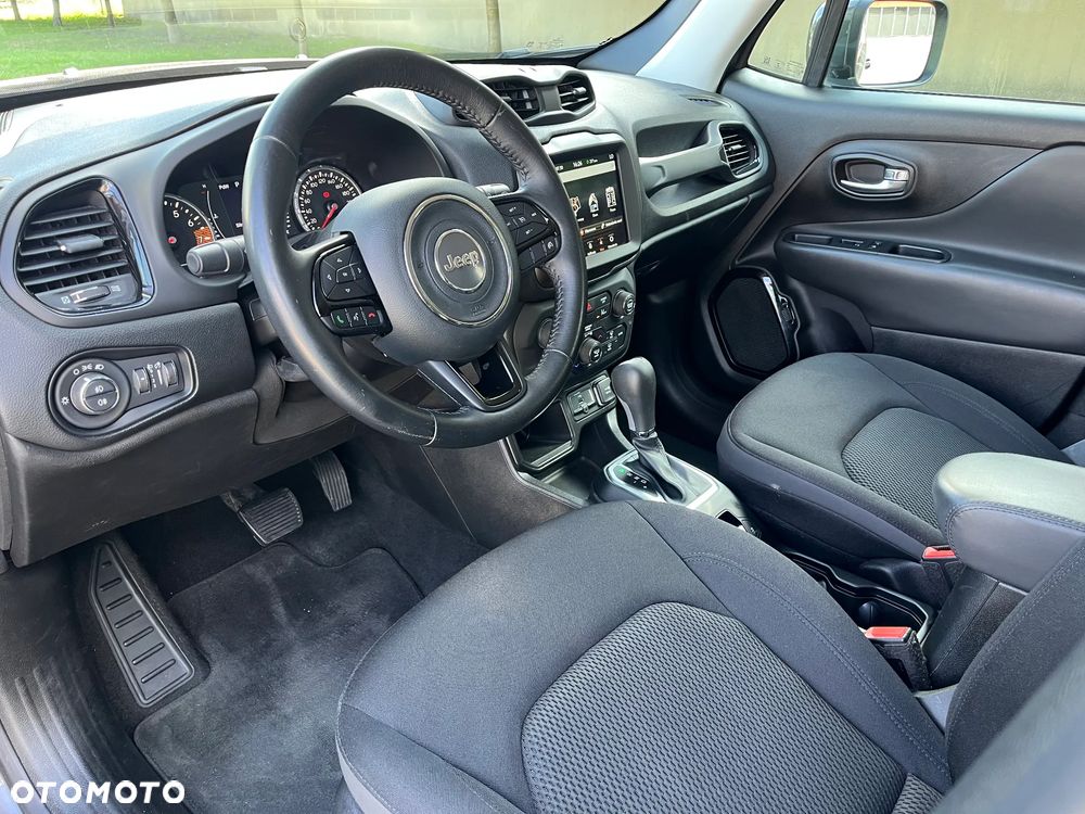Jeep Renegade 1.3 T-GDI Limited - 12