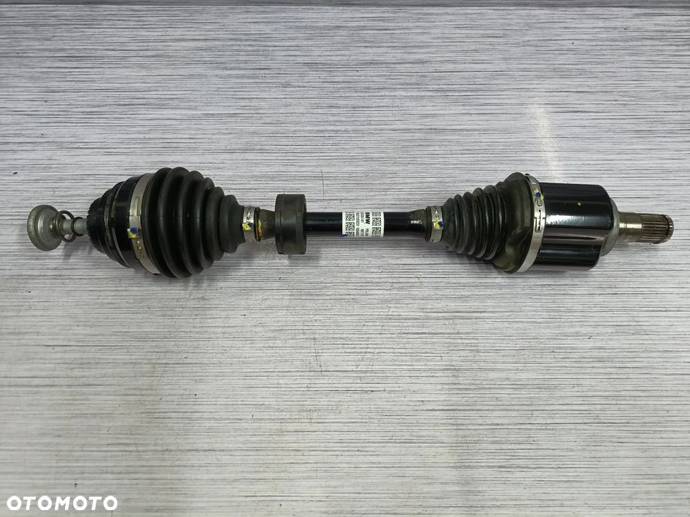 BMW F39 F48 MINI F54 F60 Półoś lewy przód 5A2E057 - 1