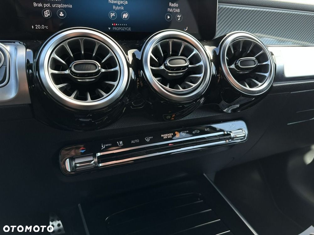 Mercedes-Benz GLB 220 d 4-Matic AMG Line 8G-DCT - 30