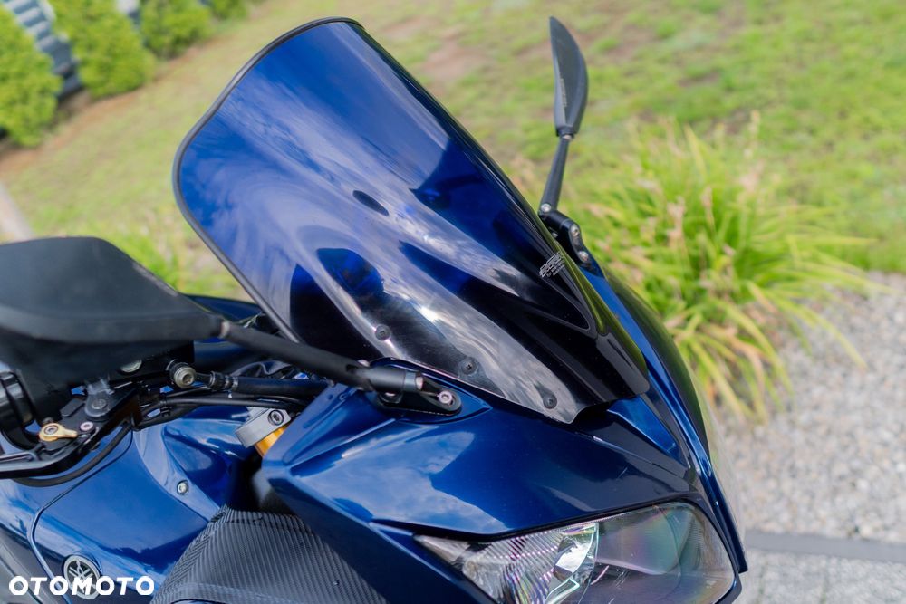 Yamaha FZ - 13