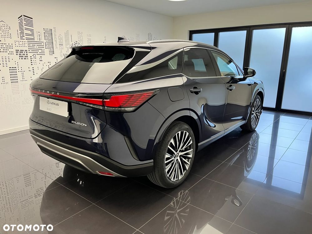 Lexus RX - 8