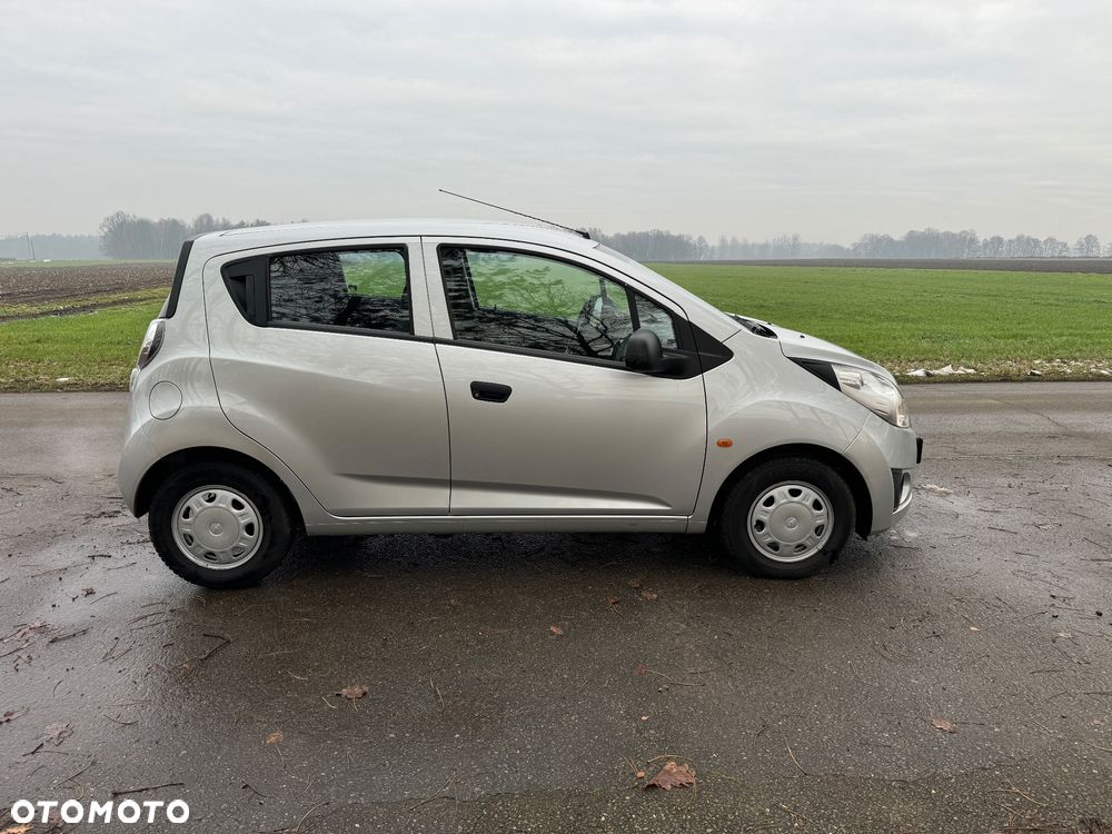 Chevrolet Spark 1.0 - 4