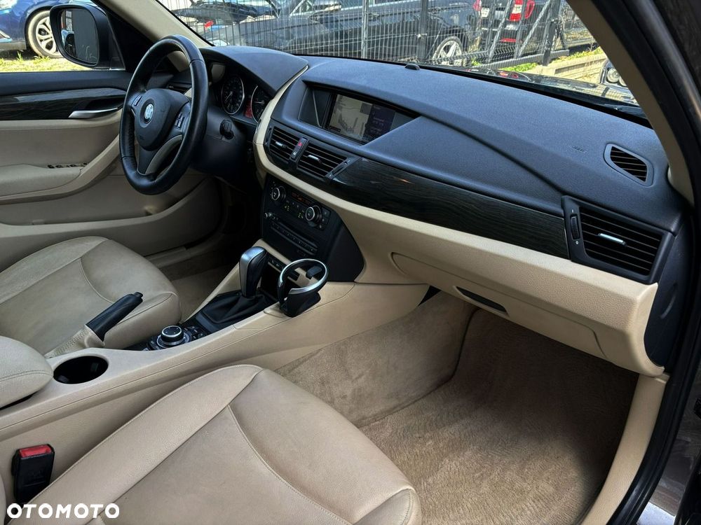 BMW X1 xDrive20d - 30