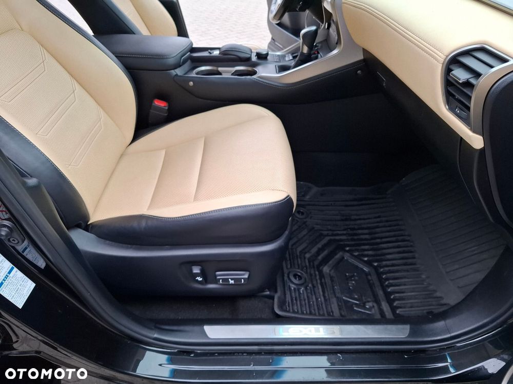 Lexus NX 200t Comfort AWD - 22