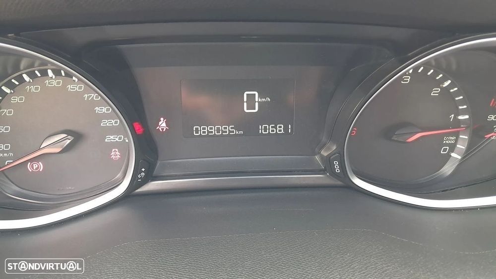 Peugeot 308 1.5 BlueHDi Business Line - 16