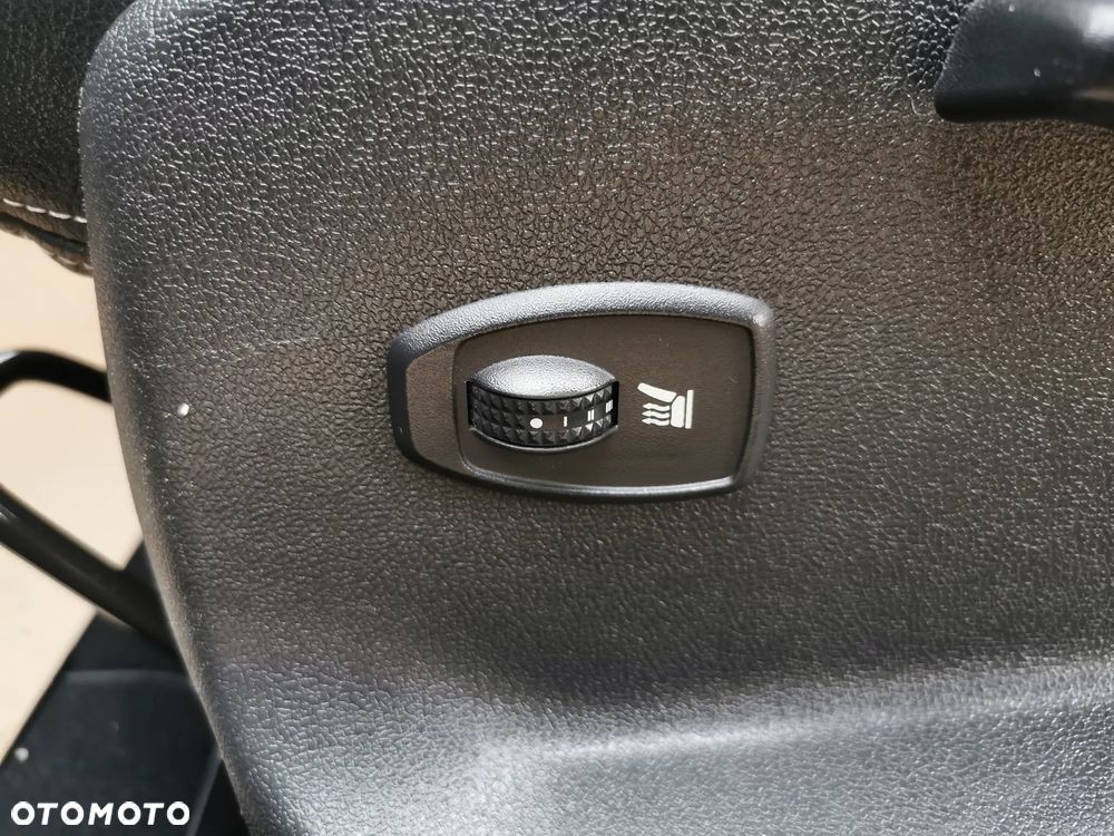 Renault Megane 1.5 dCi Dynamique EDC - 14